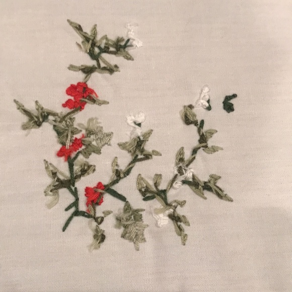 Vintage Christmas Holly Embroidered White 16 Napkins 2 Matching Table Runners - Picture 4 of 5